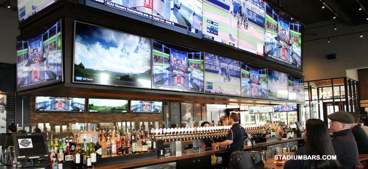 Di Charlotte Amerika Serikat Tempatnya Sport Beer Bar and Grill TerBaik